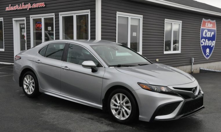 2023 Toyota Camry SE Auto warranty financing