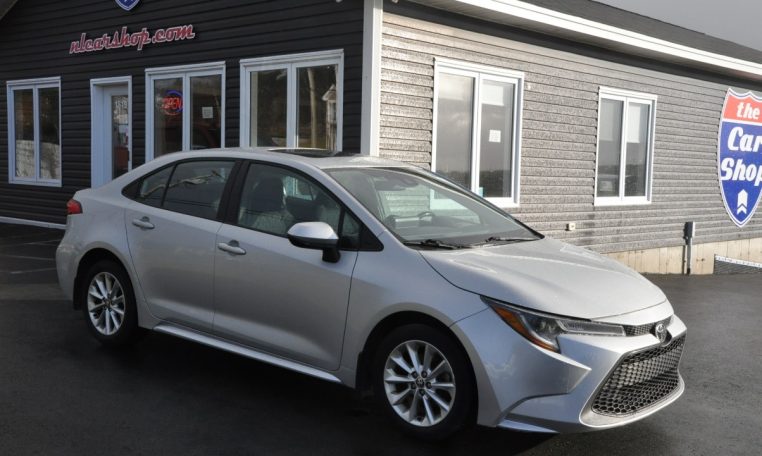 2022 Toyota Corolla LE Auto Sunroof warranty good or bad credit financing