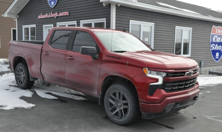 2024 Chevrolet Silverado 1500 RST standard bed 4x4